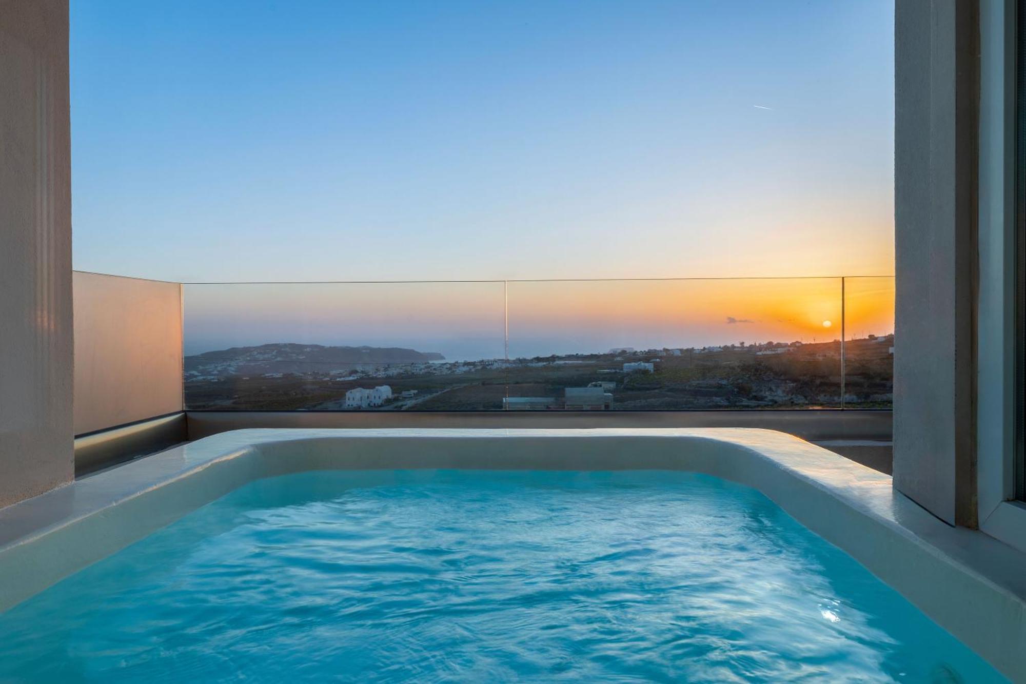 Cinnamon Villa With Private Hot Tub Pýrgos Exterior foto